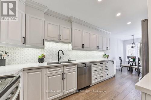 48 - 2155 South Millway, Mississauga (Erin Mills), ON - Indoor Photo Showing Kitchen With Upgraded Kitchen