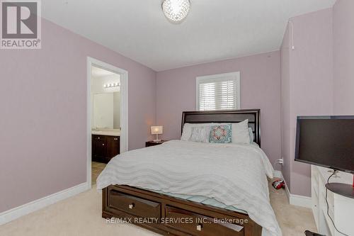 97 Royal West Drive, Brampton, ON - Indoor Photo Showing Bedroom