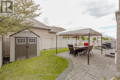 97 Royal West Drive, Brampton, ON - Outdoor