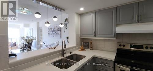 1812 - 335 Webb Drive, Mississauga (City Centre), ON - Indoor Photo Showing Kitchen With Double Sink