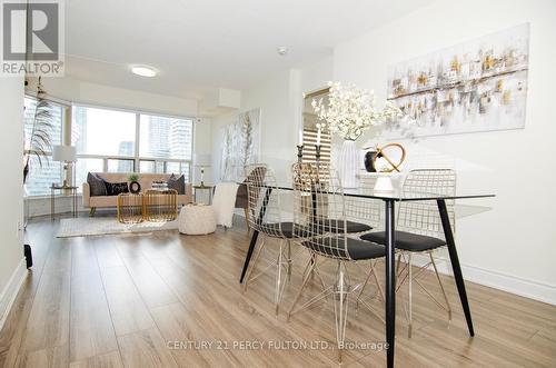 1812 - 335 Webb Drive, Mississauga (City Centre), ON - Indoor Photo Showing Dining Room