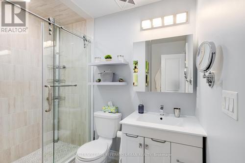 1639 Blanefield Road, Mississauga (Mineola), ON - Indoor Photo Showing Bathroom