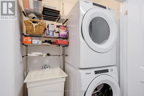 1639 Blanefield Road, Mississauga, ON - Indoor Photo Showing Laundry Room