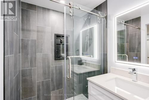 1639 Blanefield Road, Mississauga (Mineola), ON - Indoor Photo Showing Bathroom