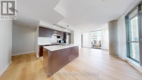 2207 - 375 King Street W, Toronto (Waterfront Communities), ON - Indoor Photo Showing Kitchen