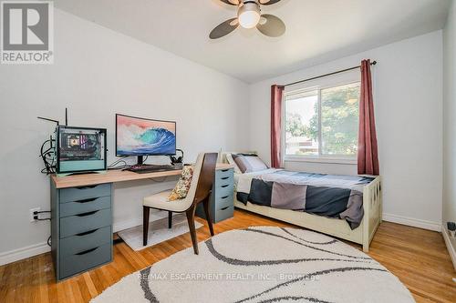 5123 Cherryhill Crescent, Burlington (Appleby), ON - Indoor Photo Showing Bedroom