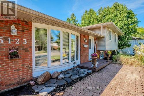 5123 Cherryhill Crescent, Burlington, ON - Outdoor With Deck Patio Veranda With Exterior