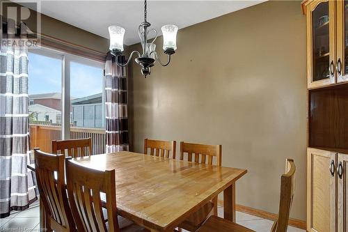 6 Santa Maria Drive, Cambridge, ON - Indoor Photo Showing Dining Room