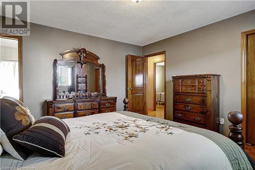 6 Santa Maria Drive, Cambridge, ON - Indoor Photo Showing Bedroom