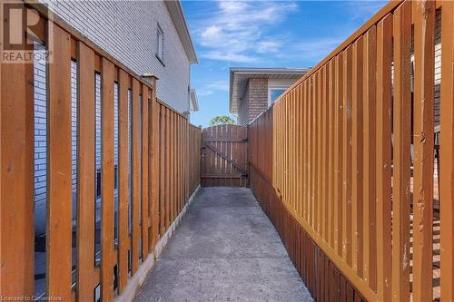 6 Santa Maria Drive, Cambridge, ON - Indoor Photo Showing Other Room