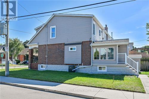 145 Connaught Avenue N, Hamilton, ON - Outdoor