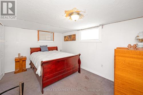 267 Winona Road, Hamilton (Winona), ON - Indoor Photo Showing Bedroom