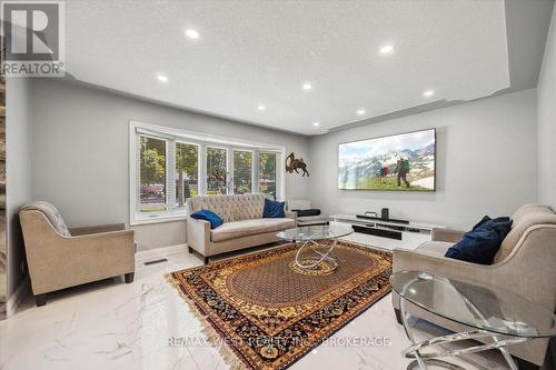 59 Maywood Road, Kitchener, ON - Indoor Photo Showing Living Room