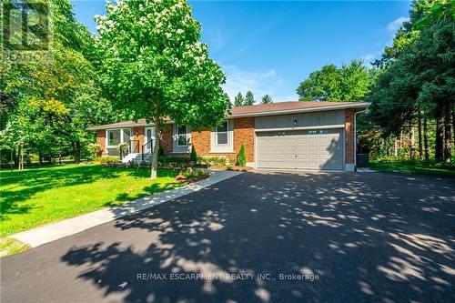 585 Safari Road, Hamilton, ON - Outdoor