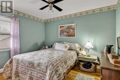 666 Lillian Street, Peterborough (Monaghan), ON - Indoor Photo Showing Bedroom