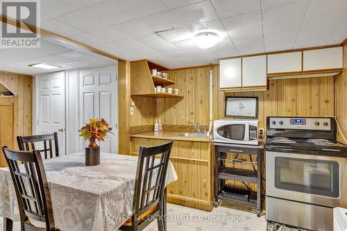 666 Lillian Street, Peterborough (Monaghan), ON - Indoor Photo Showing Dining Room