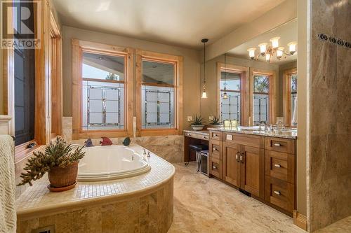 1555 Gregory Road, West Kelowna, BC - Indoor Photo Showing Bathroom