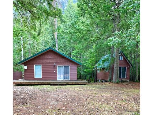 3848 Rock Island Road, Nakusp, BC - Outdoor