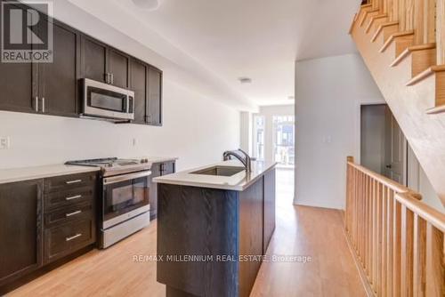 119 Cornell Rouge Boulevard, Markham, ON - Indoor Photo Showing Kitchen With Upgraded Kitchen