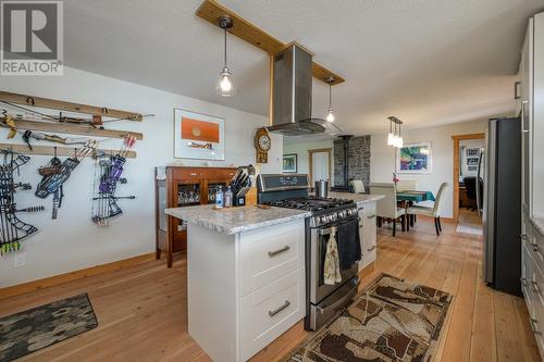 51795 Guest Road, Cluculz Lake, BC - Indoor Photo Showing Kitchen