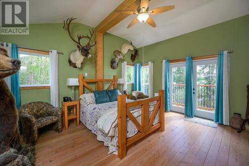 51795 Guest Road, Cluculz Lake, BC - Indoor Photo Showing Bedroom