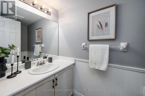 15 Orr Court, Clarington (Bowmanville), ON - Indoor Photo Showing Bathroom