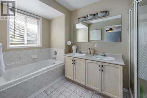 15 Orr Court, Clarington (Bowmanville), ON - Indoor Photo Showing Bathroom