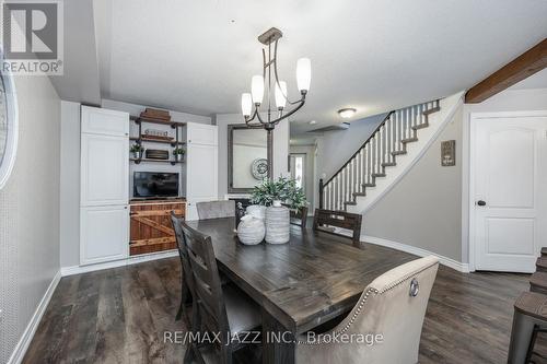 106 West Side Drive, Clarington (Bowmanville), ON - Indoor Photo Showing Dining Room