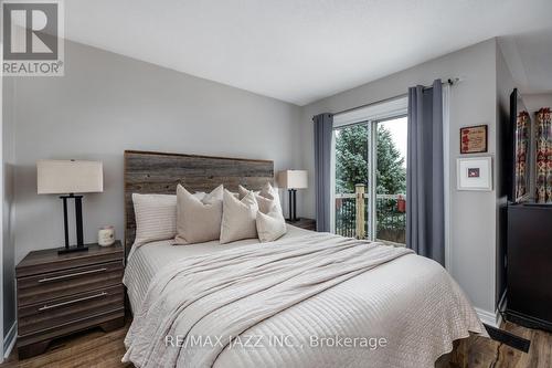 106 West Side Drive, Clarington (Bowmanville), ON - Indoor Photo Showing Bedroom