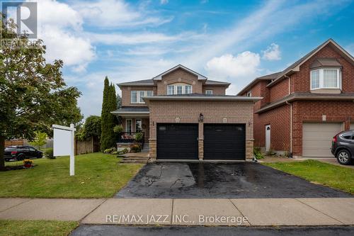 106 West Side Drive, Clarington (Bowmanville), ON - Outdoor With Facade