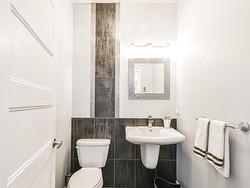 Powder room - 