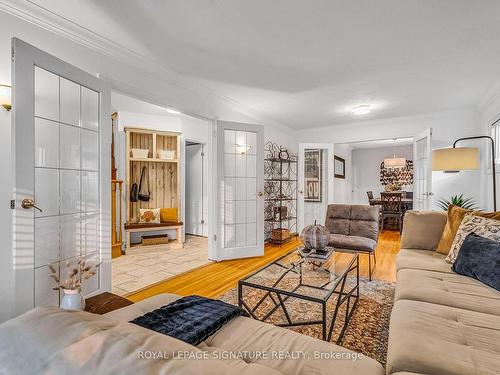 81 Denvale Rd, Toronto, ON - Indoor Photo Showing Living Room