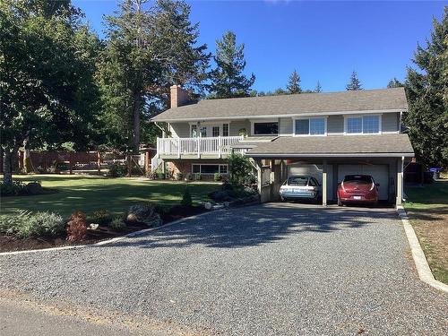 471 Butchers Rd, Comox, BC 