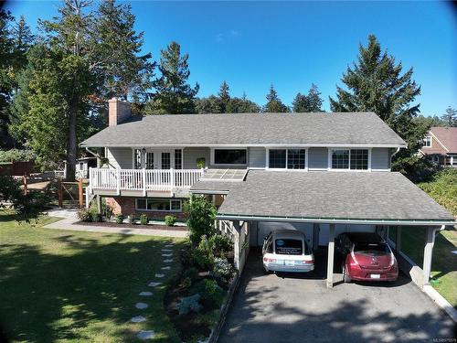 471 Butchers Rd, Comox, BC 