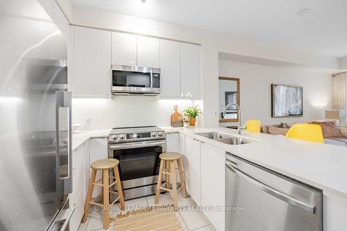 719-50 Thomas Riley Rd, Toronto, ON - Indoor Photo Showing Kitchen With Double Sink With Upgraded Kitchen