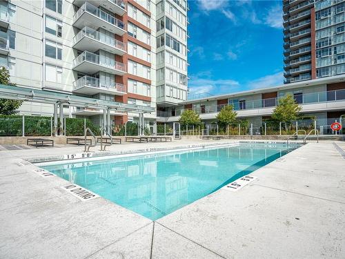 306-60 Saghalie Rd, Victoria, BC - Outdoor With In Ground Pool