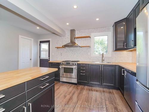 1243 Cannon St E, Hamilton, ON - Indoor Photo Showing Kitchen With Stainless Steel Kitchen With Upgraded Kitchen