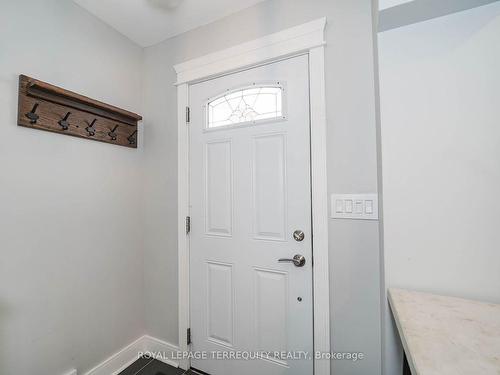 1243 Cannon St E, Hamilton, ON - Indoor Photo Showing Other Room