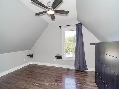 1243 Cannon St E, Hamilton, ON - Indoor Photo Showing Other Room