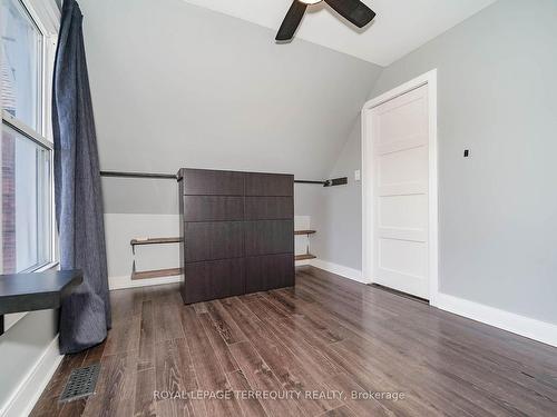 1243 Cannon St E, Hamilton, ON - Indoor Photo Showing Other Room