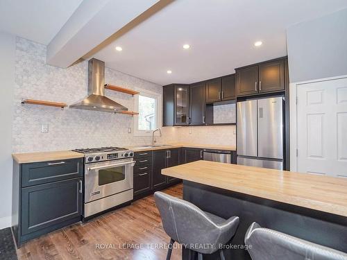 1243 Cannon St E, Hamilton, ON - Indoor Photo Showing Kitchen With Upgraded Kitchen