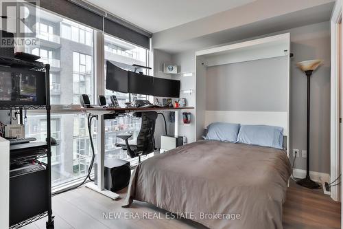 1207 - 20 Gatineau Drive, Vaughan, ON - Indoor Photo Showing Bedroom