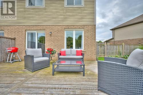 8811 Silverstar Court, Niagara Falls, ON - Outdoor With Deck Patio Veranda With Exterior