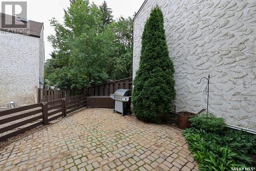 47 Laverendrye Way, Regina, SK - Outdoor