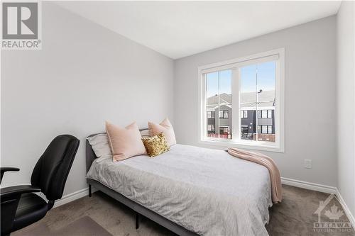 97 Ballinora Lane, Ottawa, ON - Indoor Photo Showing Bedroom