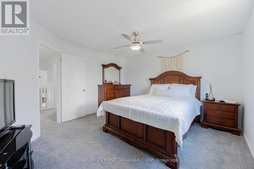 1385 Bramblewood Street, London, ON - Indoor Photo Showing Bedroom