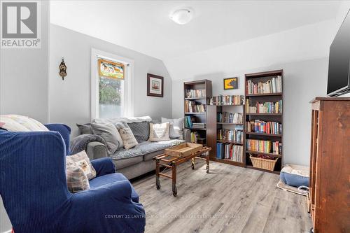 77 Lorne Avenue, Quinte West, ON - Indoor Photo Showing Living Room