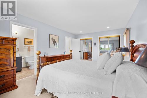 780 Hall Road, Hamilton, ON - Indoor Photo Showing Bedroom