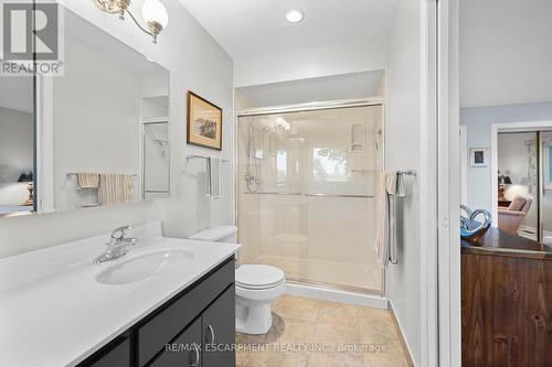 780 Hall Road, Hamilton, ON - Indoor Photo Showing Bathroom