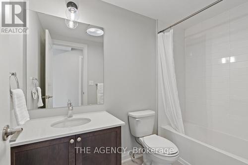 39 - 2054 Peninsula Road, Muskoka Lakes, ON - Indoor Photo Showing Bathroom